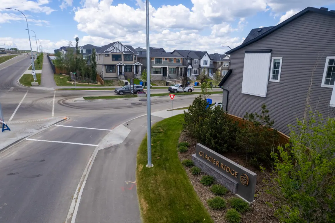 Glacier Ridge community view 1